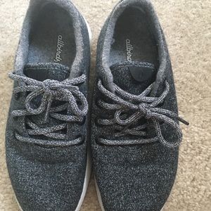 gray all birds “wool runners”
